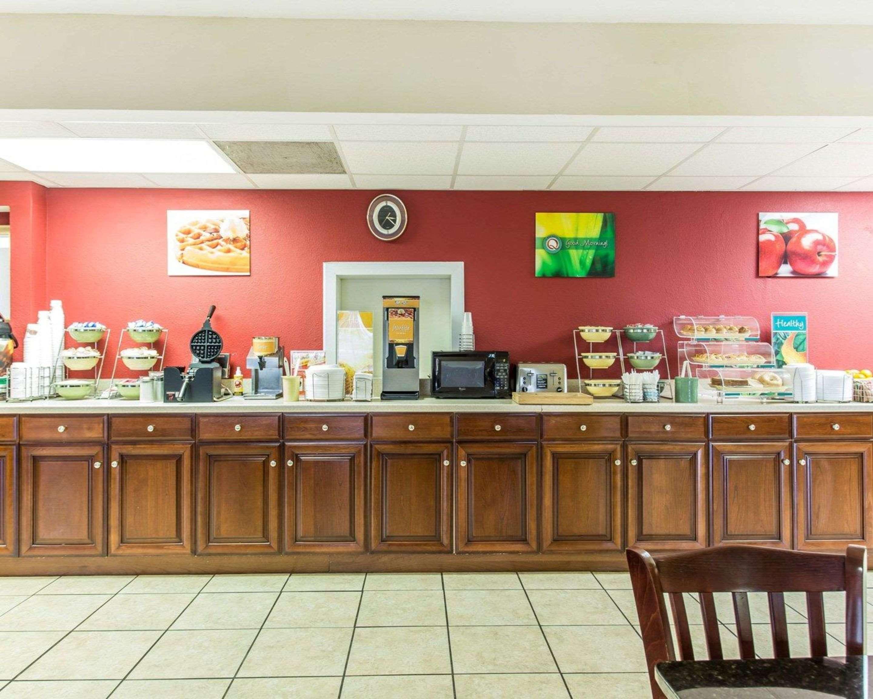 Clarion Pointe Statesville Extérieur photo