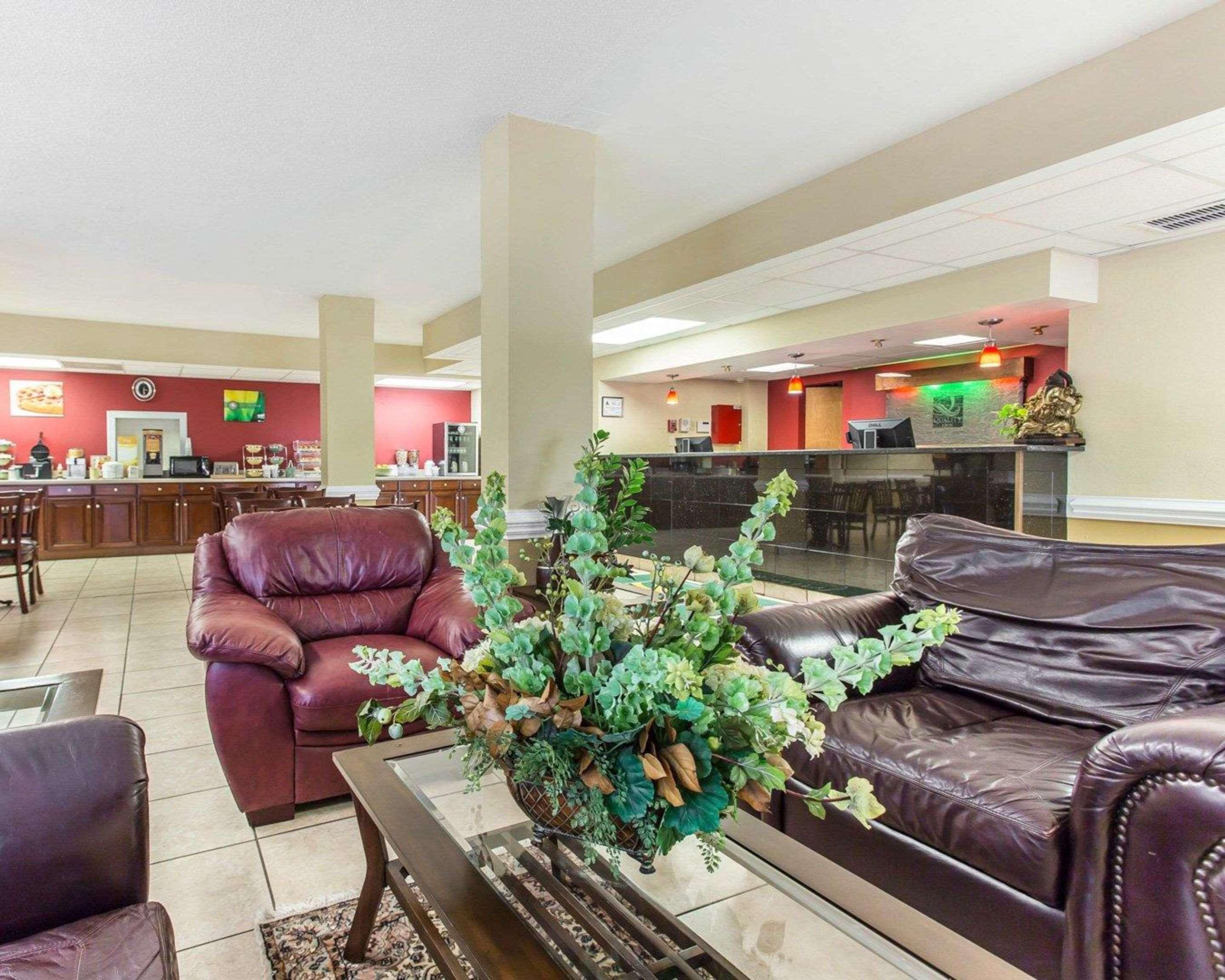 Clarion Pointe Statesville Extérieur photo
